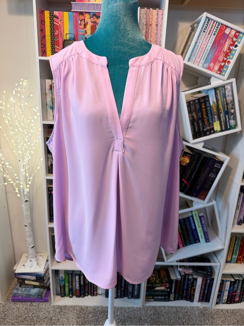Skies Are Blue Sleeveless V-Neck Blouse - Light Lavender/Lilac